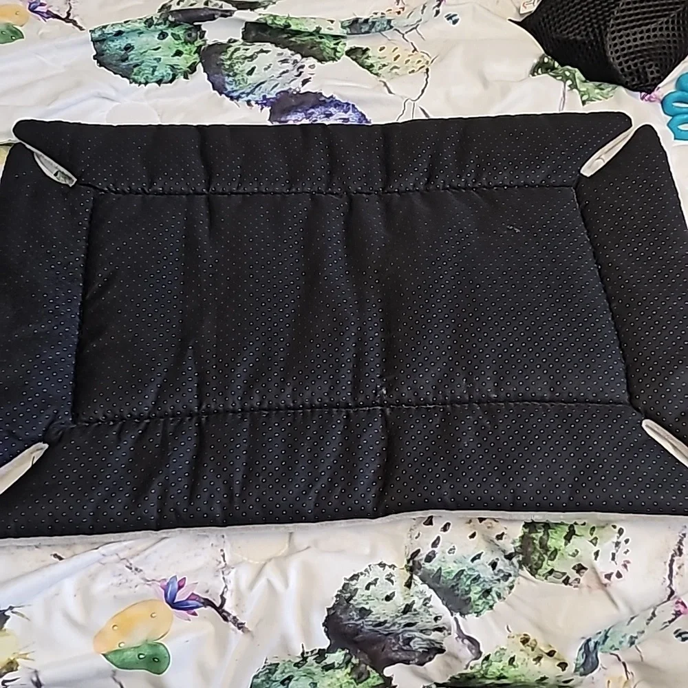 Puppy bed with heartbeat device